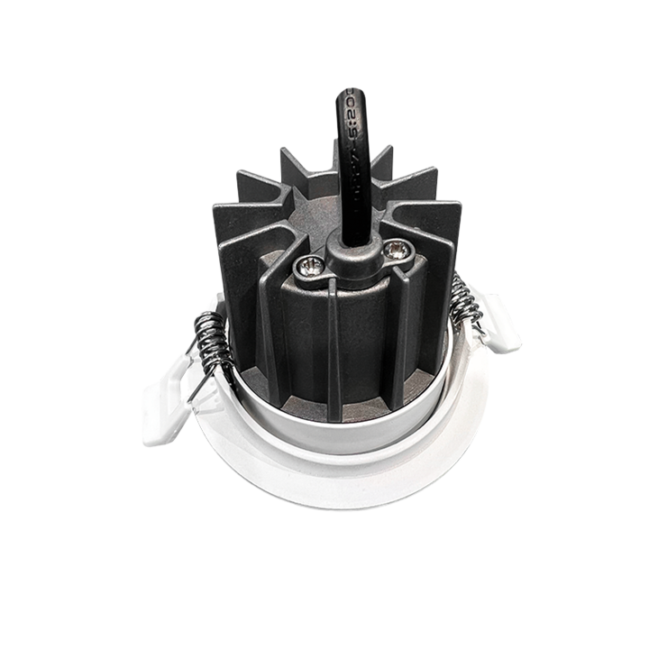 SPOT PARIS IP54 ORIENTABLE 9W 810 LM IRC 90 Ø85X60MM 38° NOIR